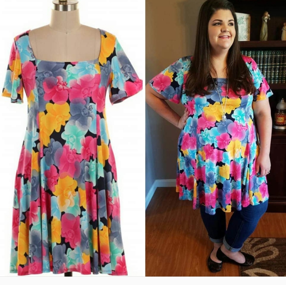 Floral Fit Flare Plus Tunic Dress Pockets Stretchy 3x plus gorgeous